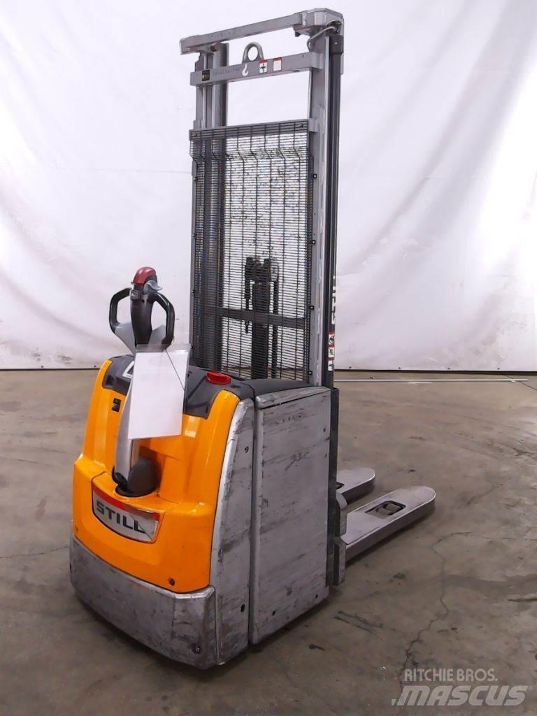 Still EXV20 Empilhador para operador externo