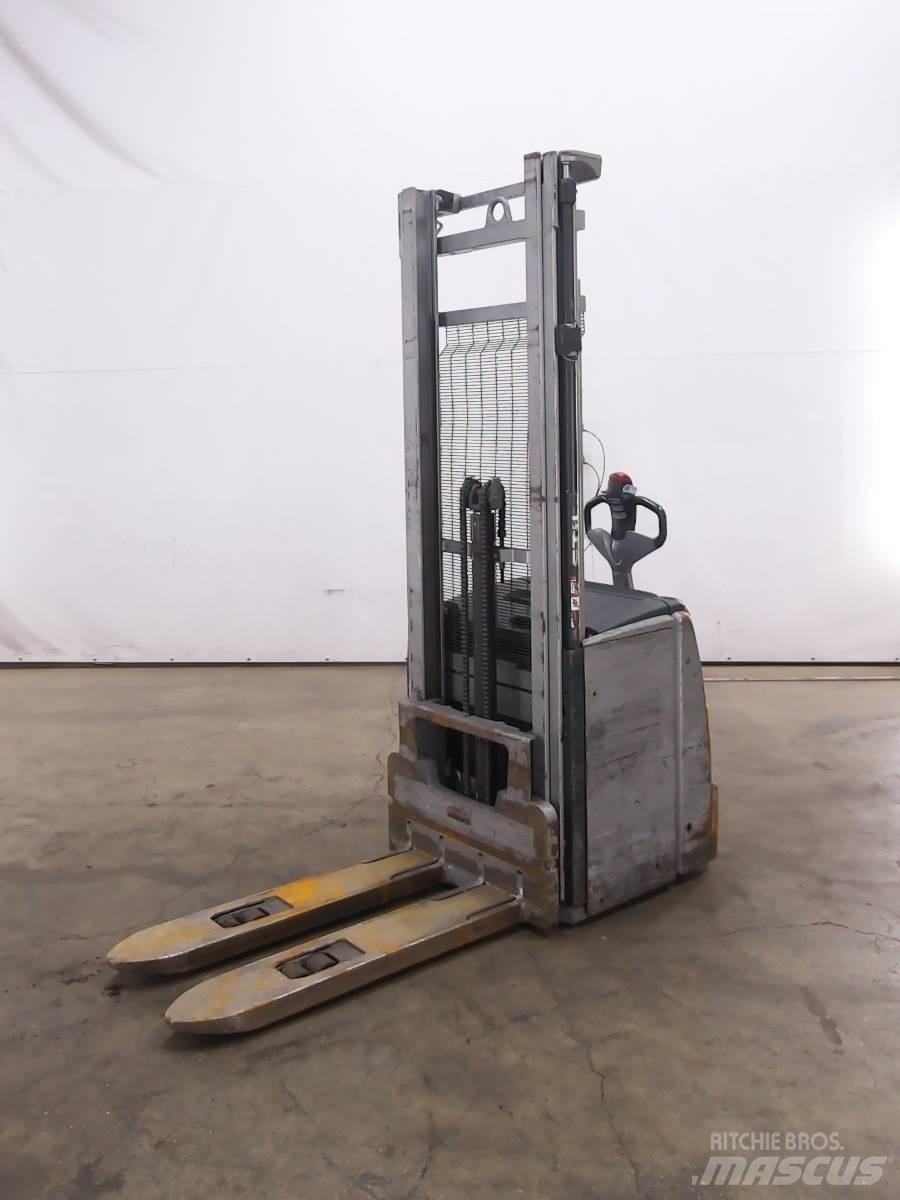 Still EXV20 Empilhador para operador externo