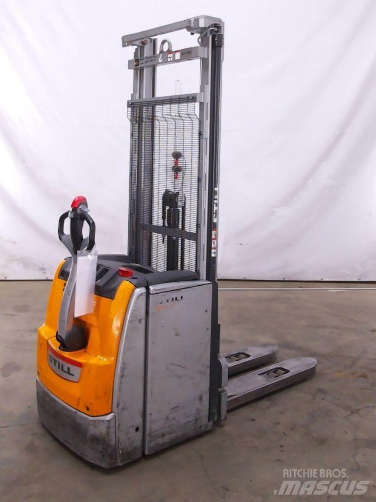 Still EXV20 Empilhador para operador externo