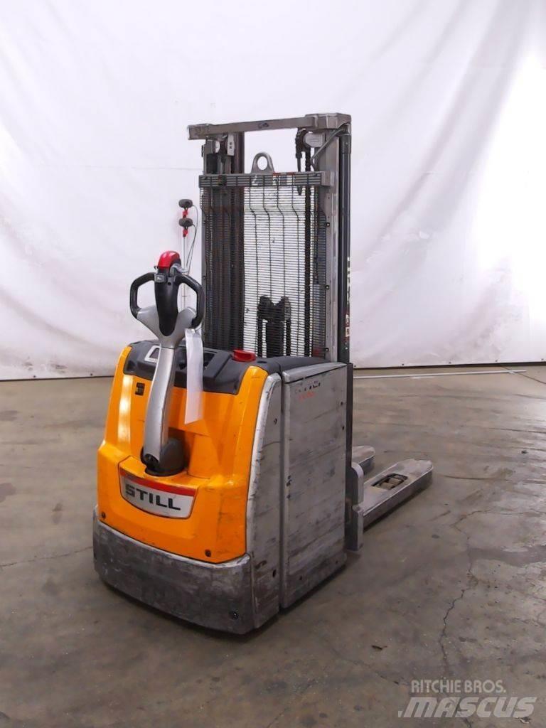 Still EXV20 Empilhador para operador externo