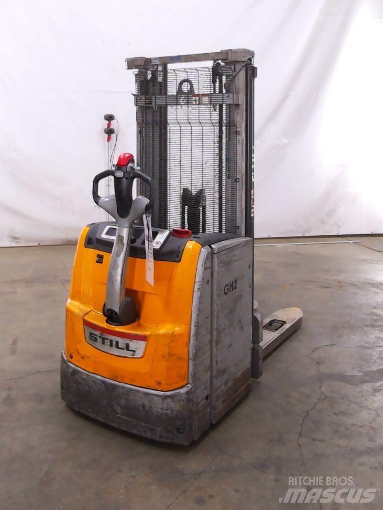 Still EXV20 Empilhador para operador externo