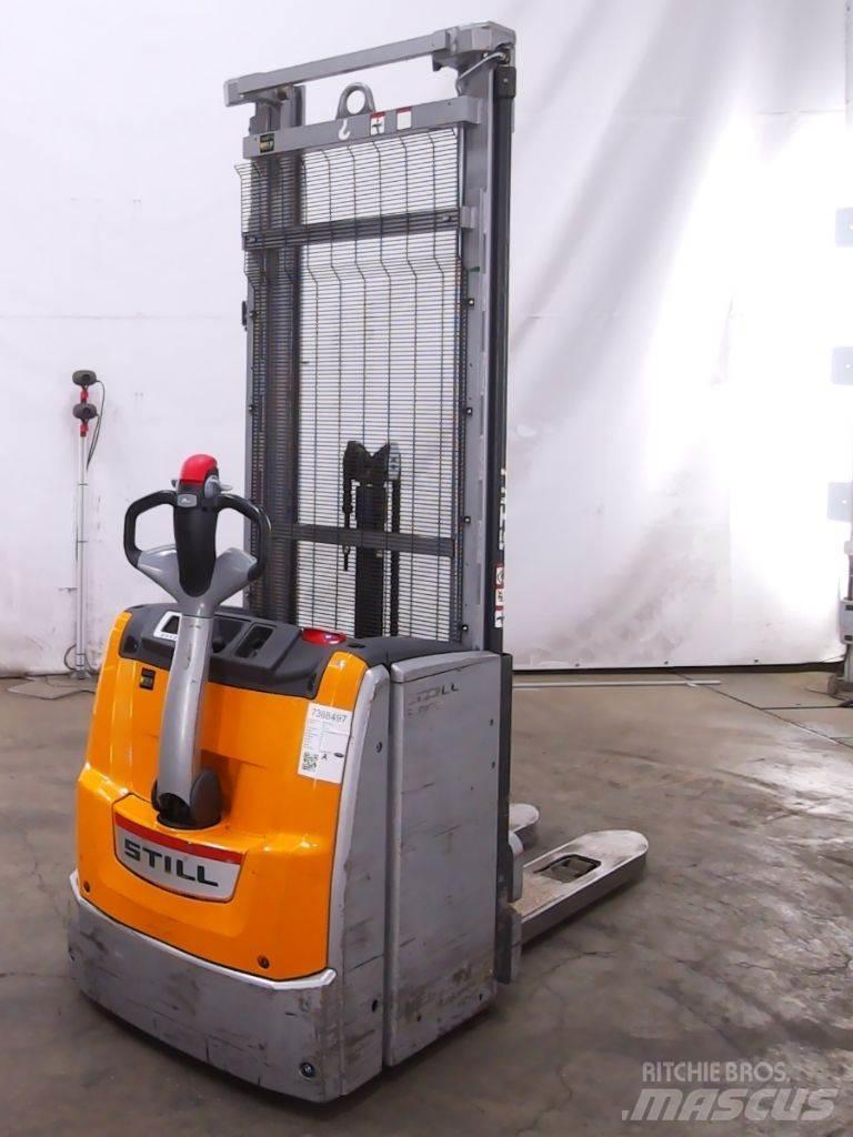 Still EXV20 Empilhador para operador externo