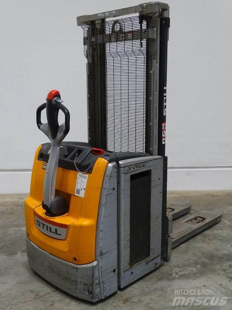 Still EXV20 Empilhador para operador externo