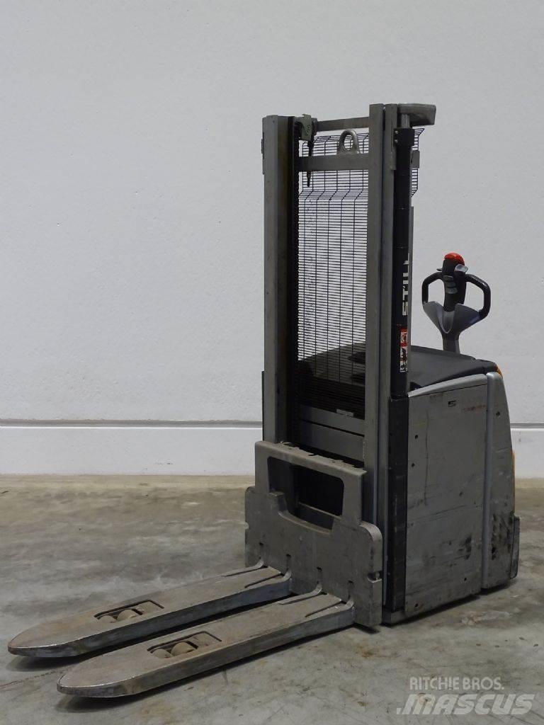 Still EXV20 Empilhador para operador externo