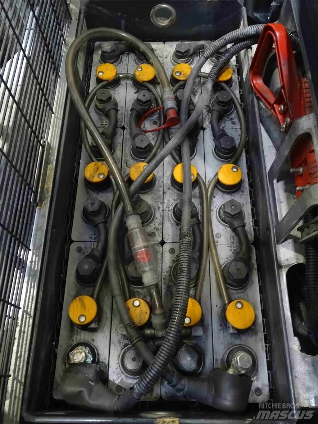 Still EXV20 Empilhador para operador externo