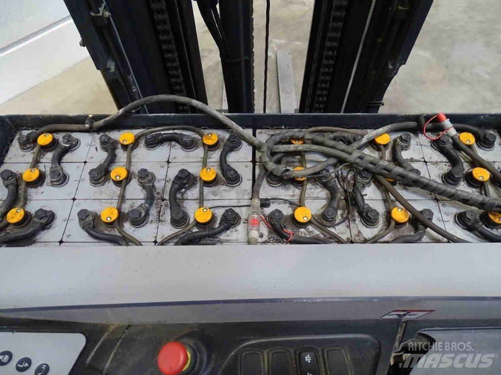 Still FM-X14 Empilhadores Elevadores