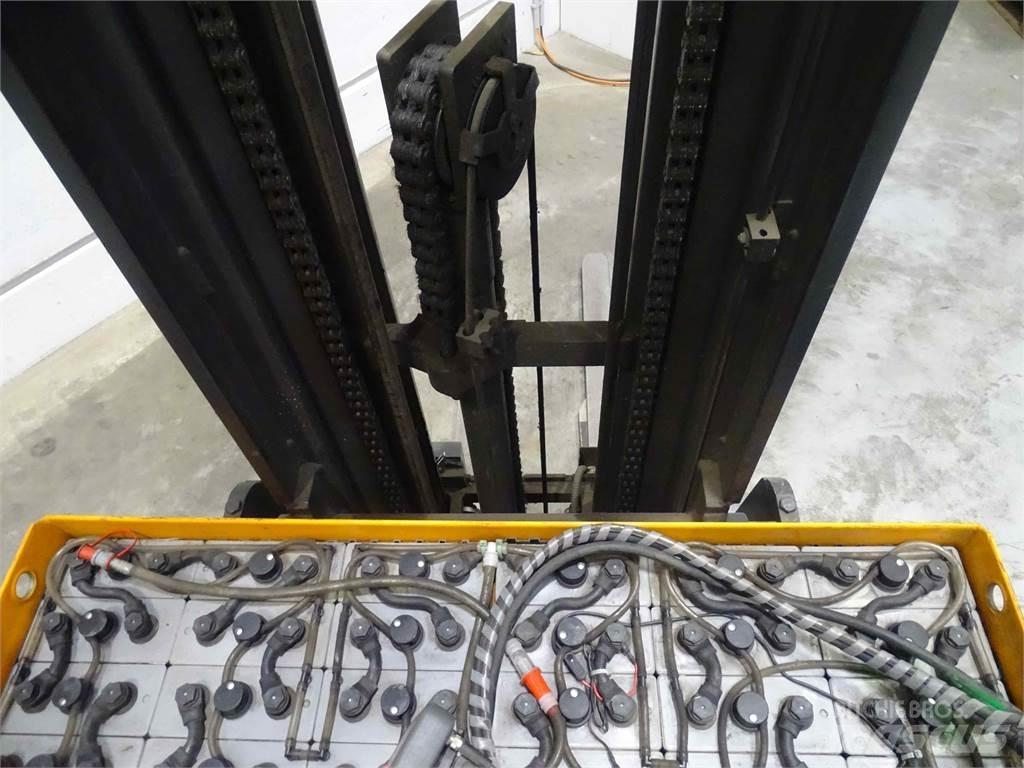 Still FM-X14 Empilhadores Elevadores
