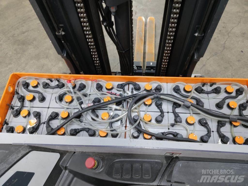 Still FM-X17 Empilhadores Elevadores