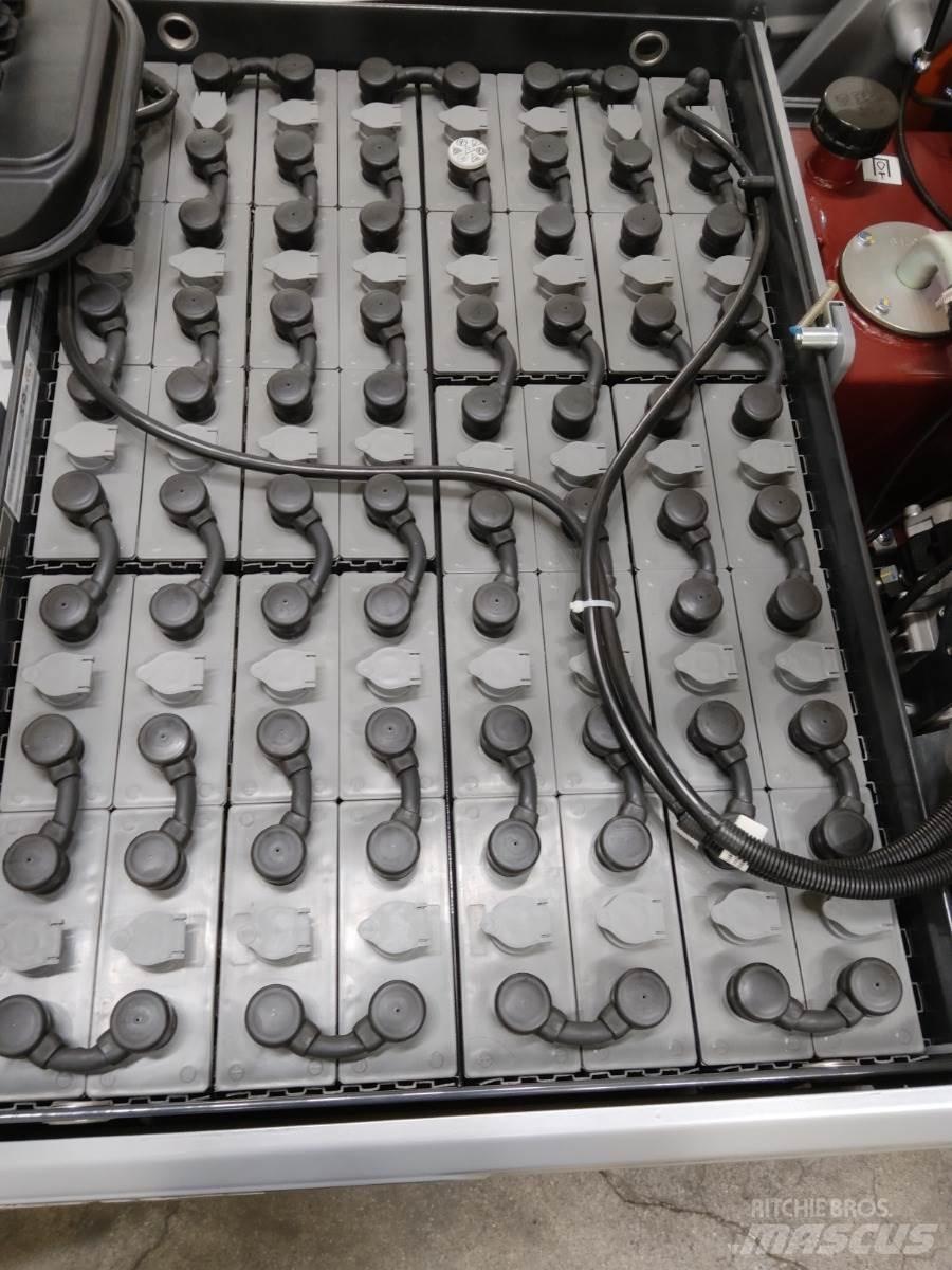 Still RCE30 Empilhadores eléctricos