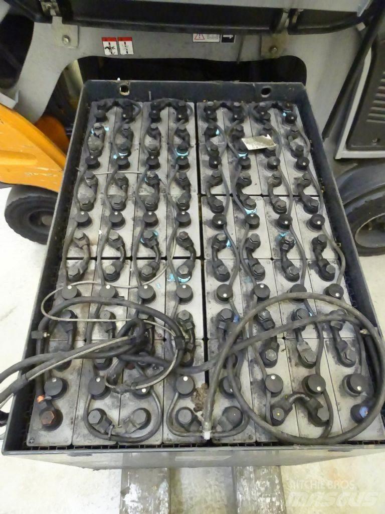 Still RX60-25/600 Empilhadores eléctricos