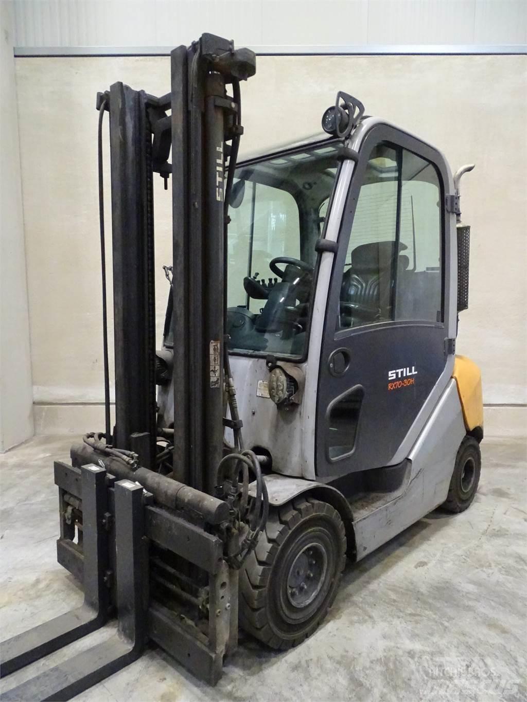 Still RX70-30 Empilhadores Diesel