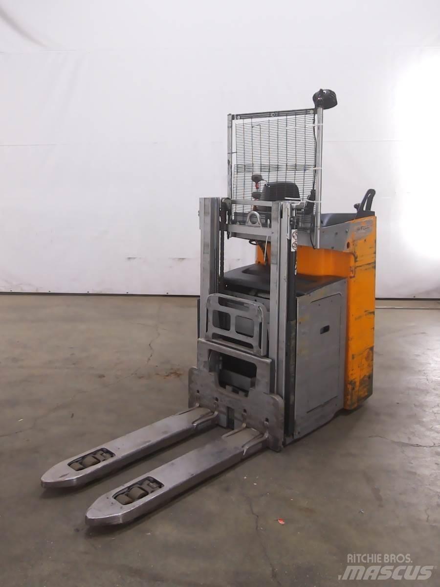 Still SXD20 Empilhador para operador externo