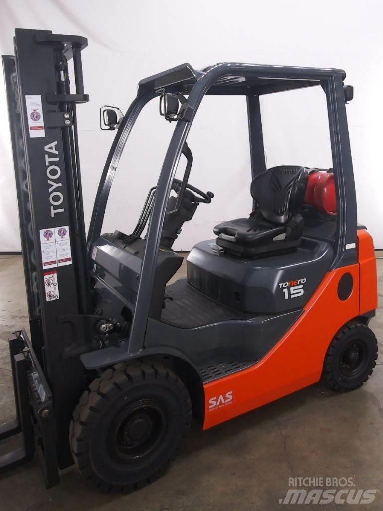 Toyota 02-8FGF15 Empilhadores a gás