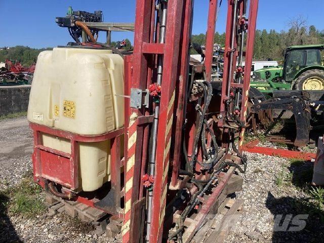  atasa 1000 L Pulverizadores rebocados