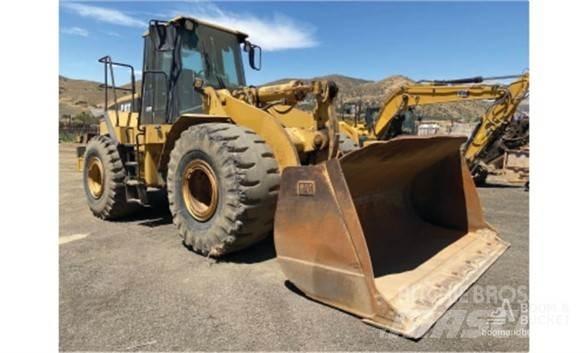 CAT 966G Carregadeiras de rodas