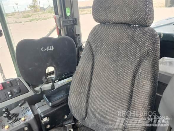 CAT 982M Carregadeiras de rodas