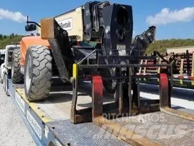 JLG 1055 Manipulador telescópico