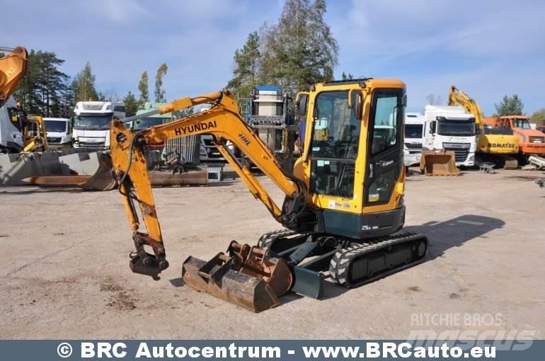 Hyundai R25Z-9AK Miniescavadeiras