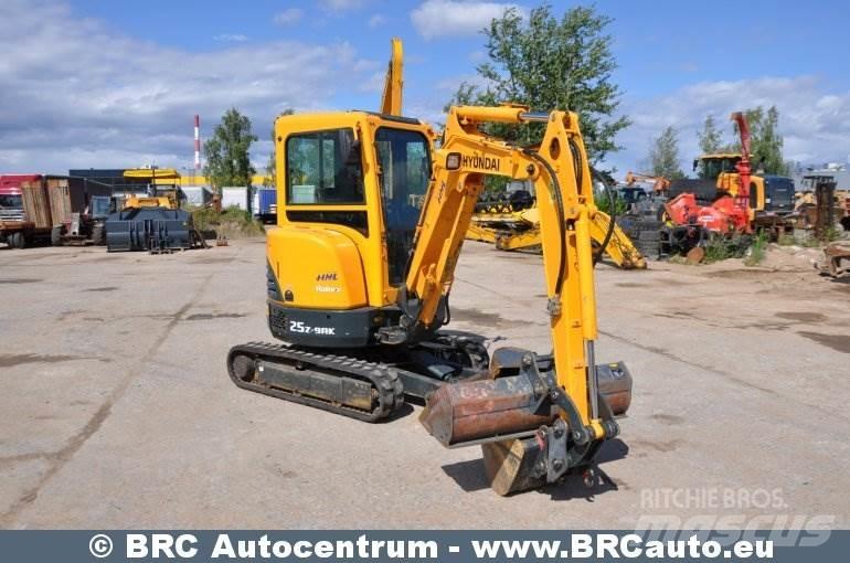 Hyundai R25Z-9AK Miniescavadeiras