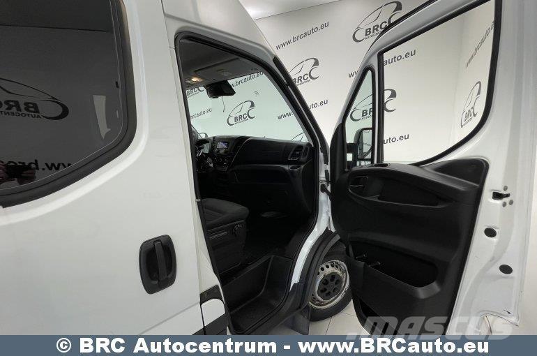 Iveco Daily Mini bus