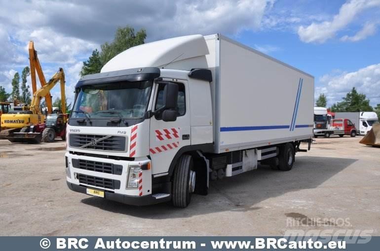 Volvo FM9 Caminhões de caixa fechada