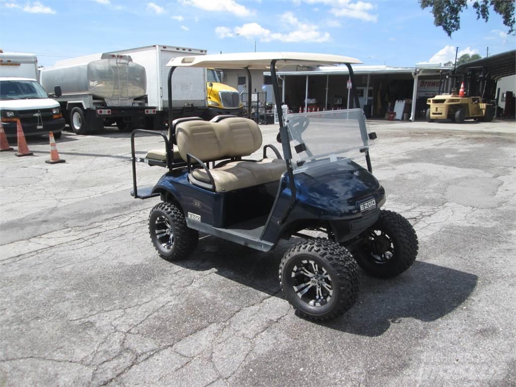 E-Z-GO  Carros de golfe