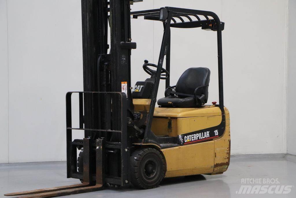 CAT EP15KRT Empilhadores eléctricos