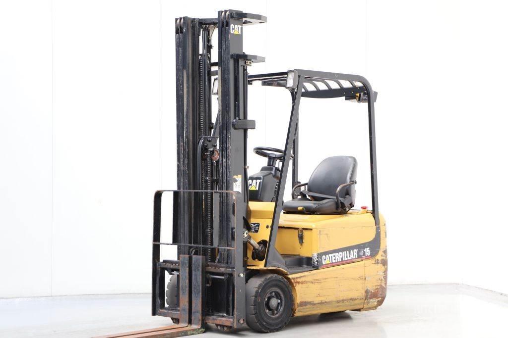 CAT EP15KRT Empilhadores eléctricos