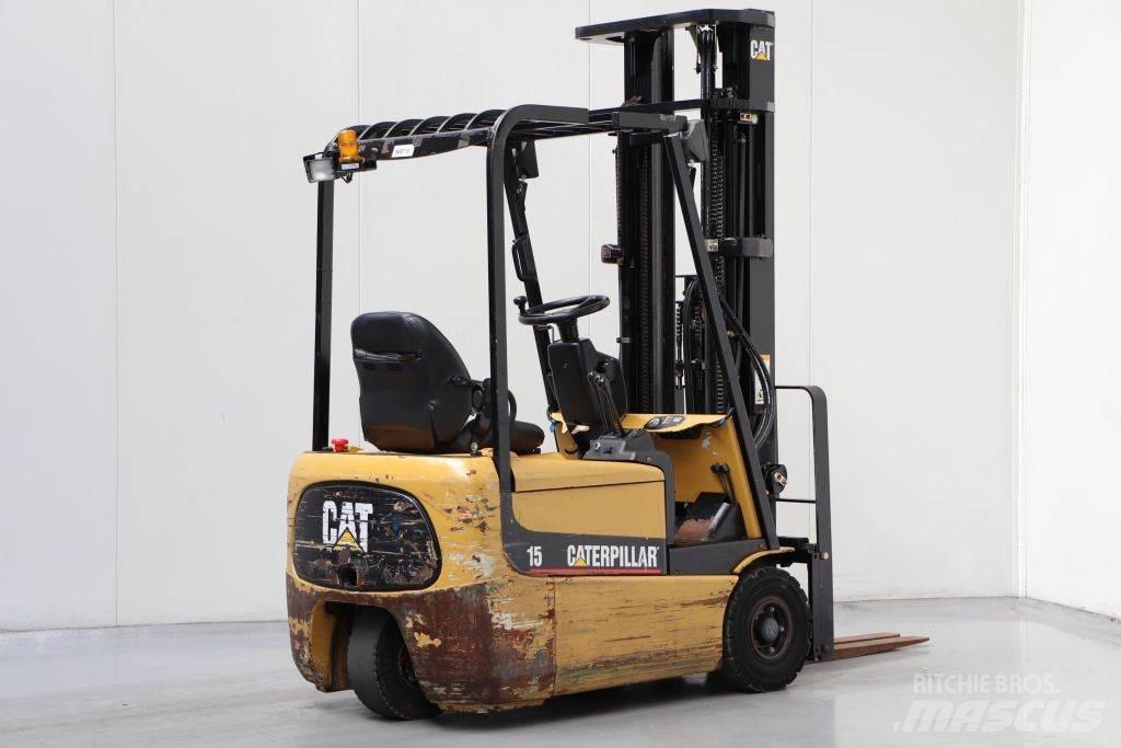 CAT EP15KRT Empilhadores eléctricos