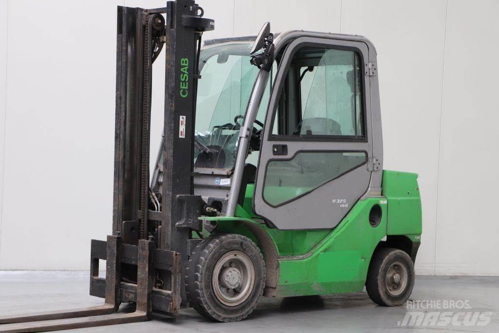 Cesab M325D Empilhadores Diesel