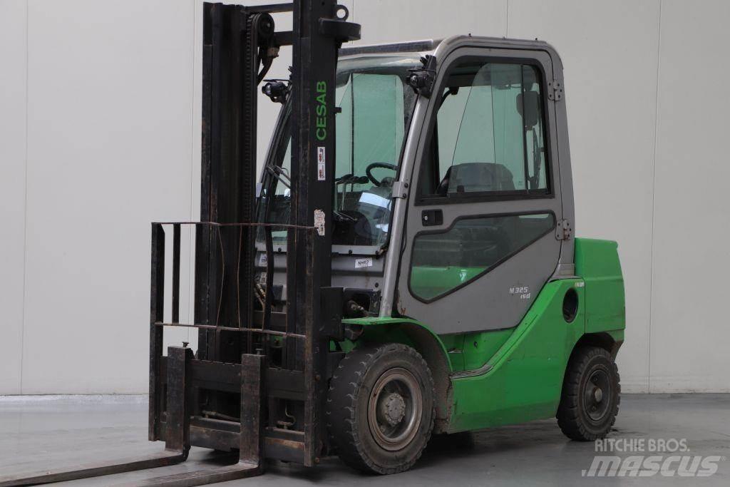 Cesab M325D Empilhadores Diesel