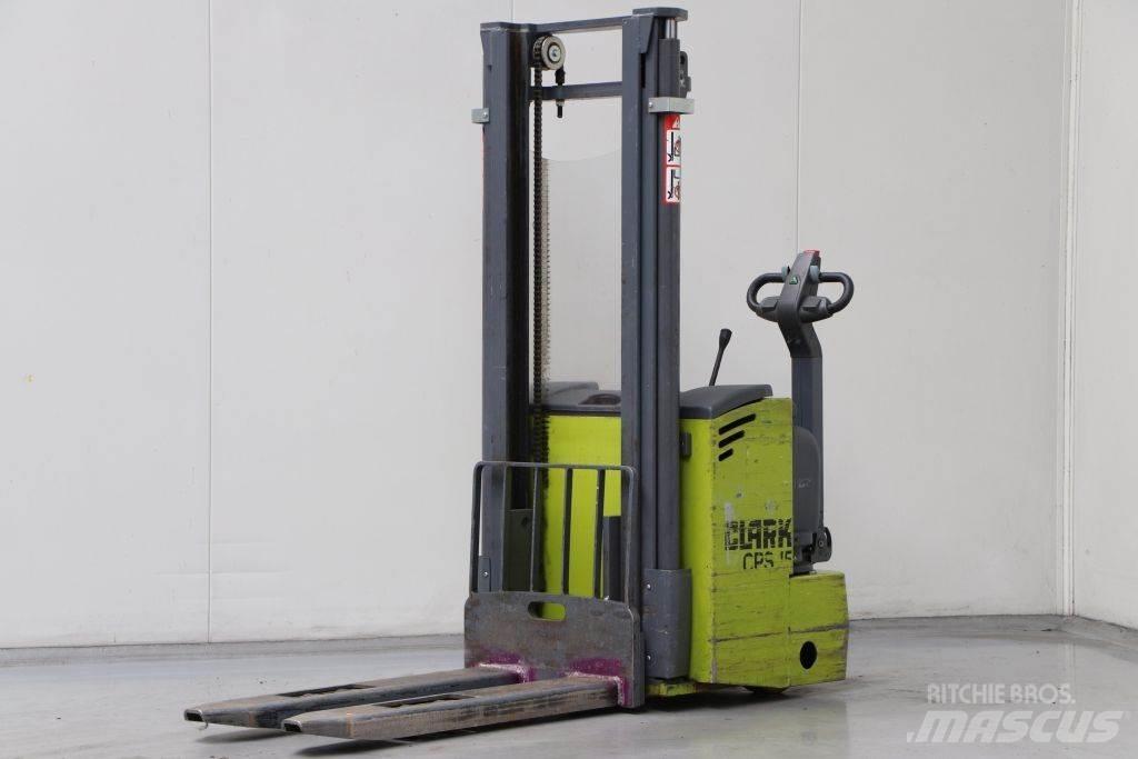 Clark CPS 15 Empilhador para operador externo