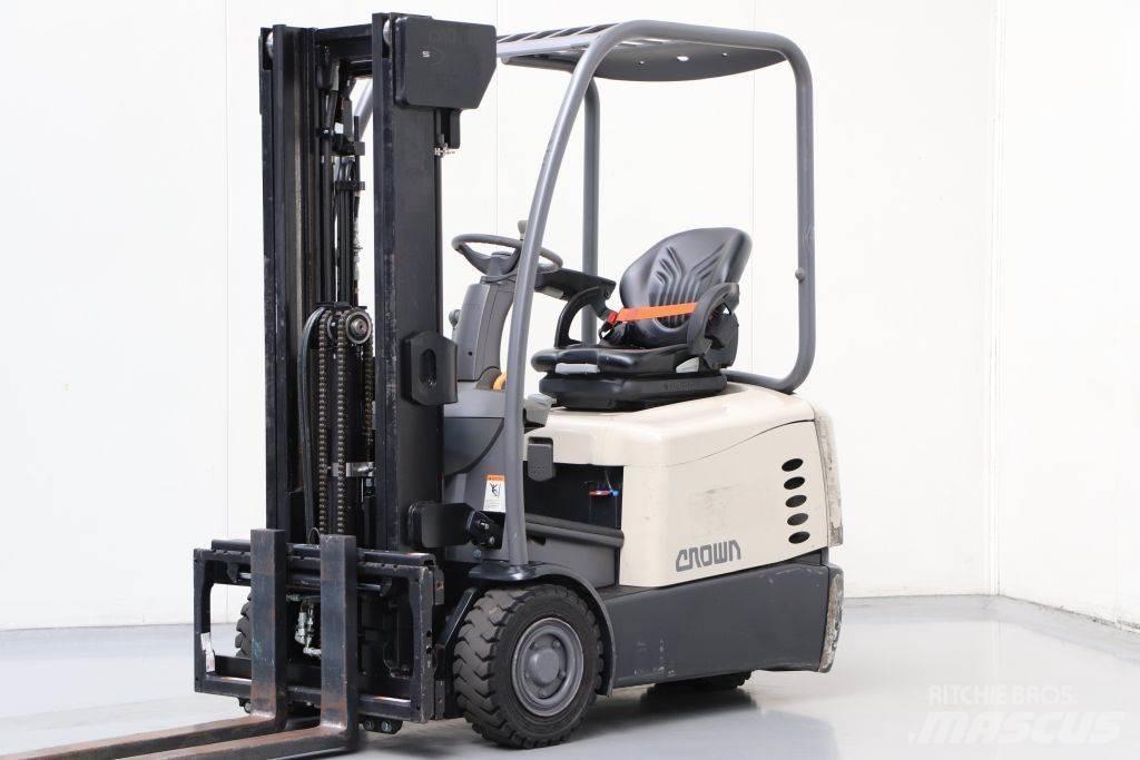 Crown SC5310-1.3 Empilhadores eléctricos