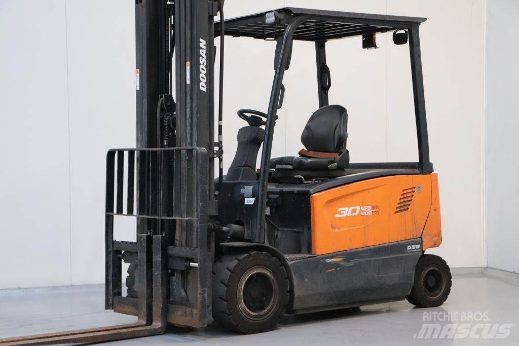 Doosan B30X-7 Empilhadores eléctricos
