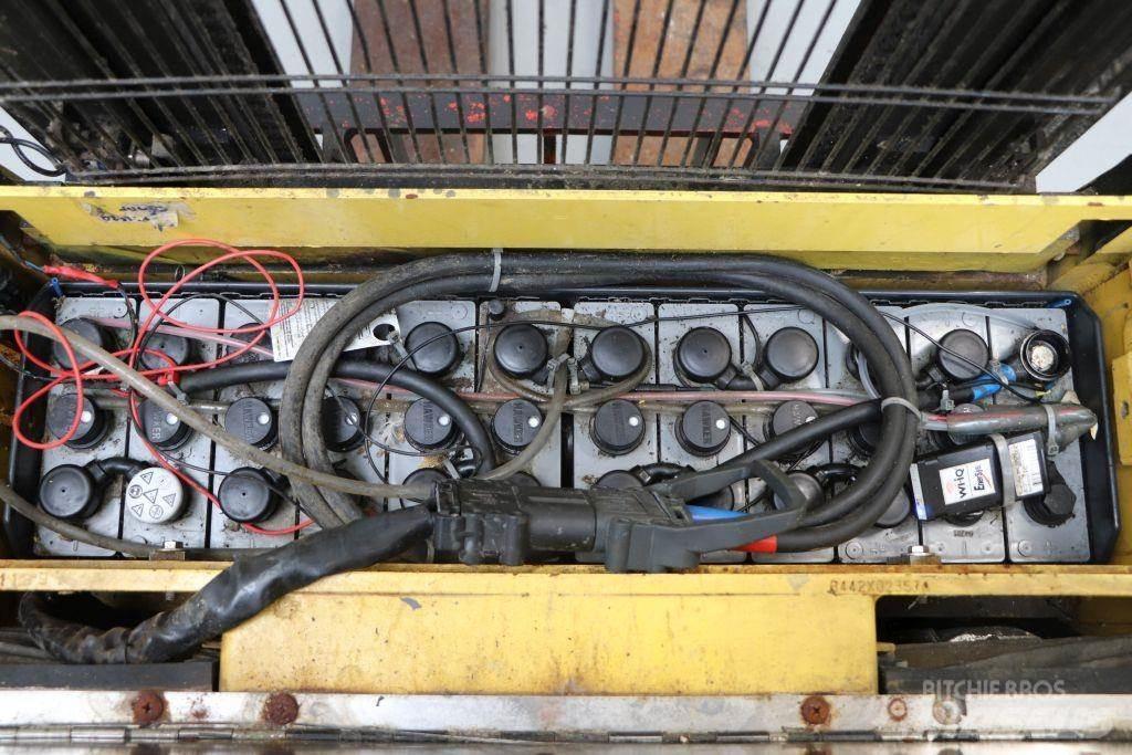 Hyster S1.2S-30 IL Empilhador para operador externo