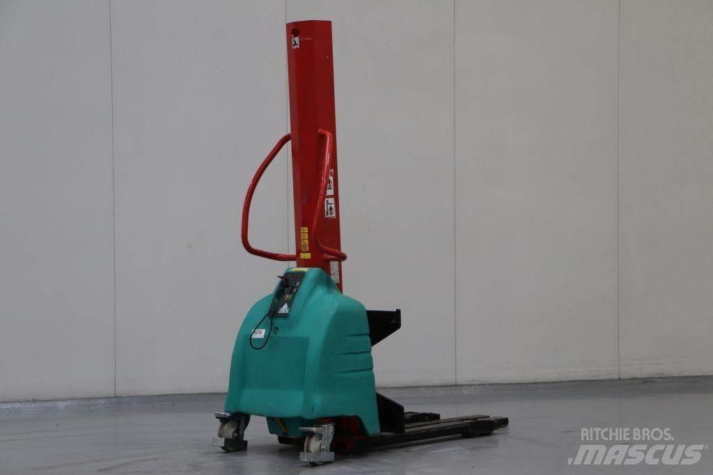 LOC EB1000S16 Empilhador para operador externo