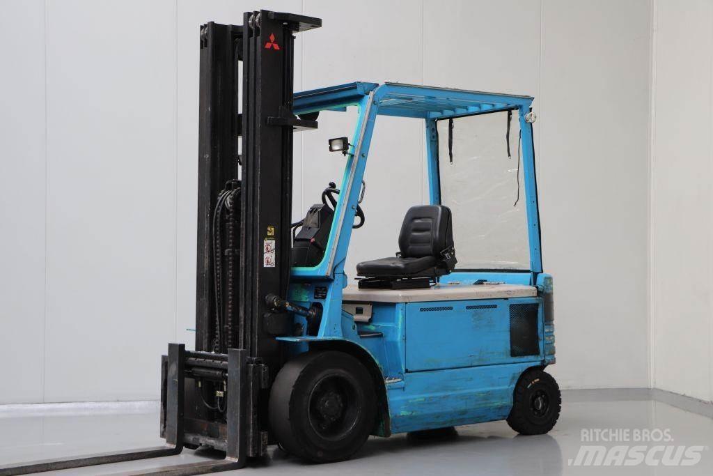 Mitsubishi FBP30 Empilhadores eléctricos