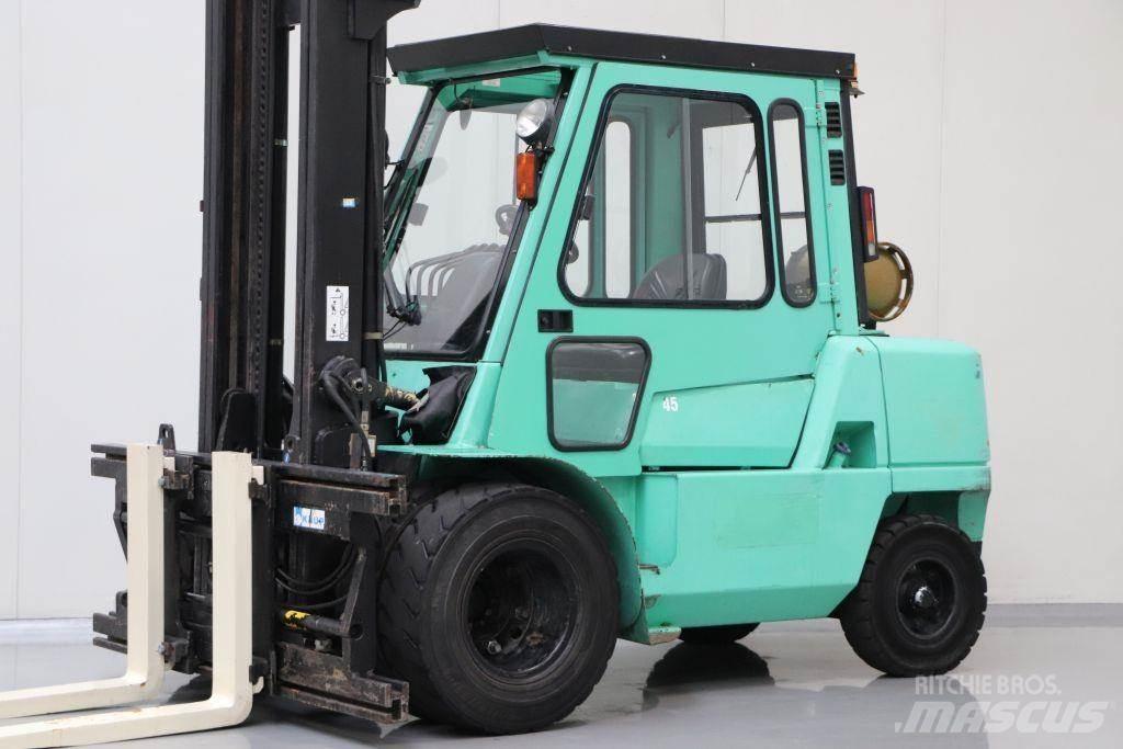 Mitsubishi FG45K Empilhadores a gás