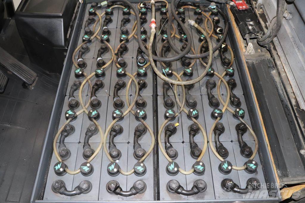 Nissan 1Q2L25T Empilhadores eléctricos