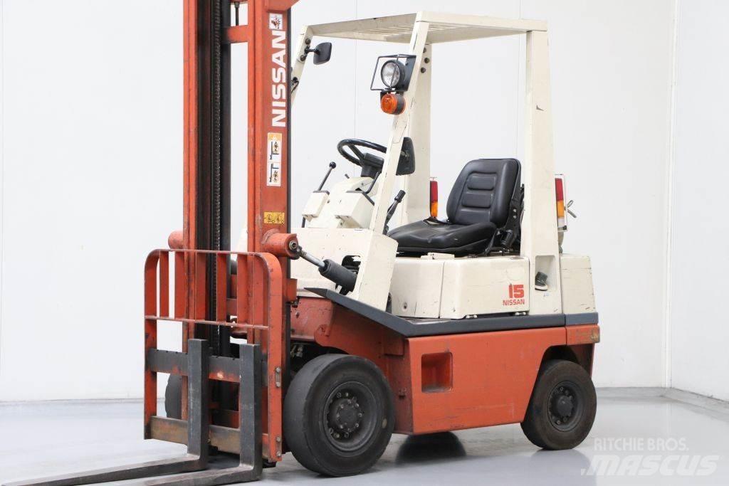 Nissan H01A15 Empilhadores a gás