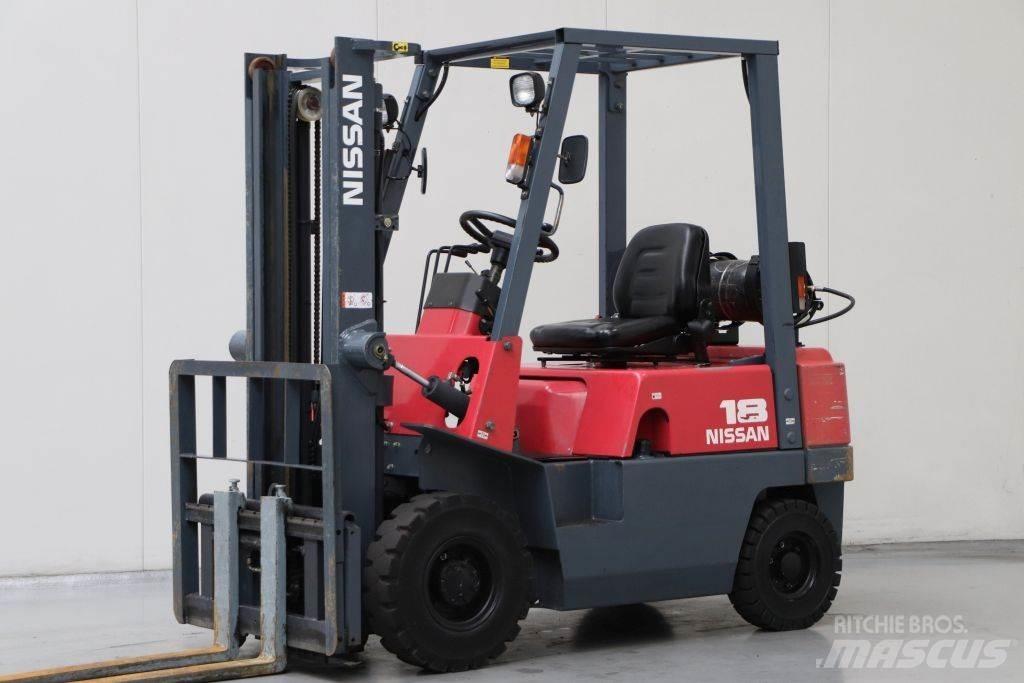 Nissan J01A18 Empilhadores a gás
