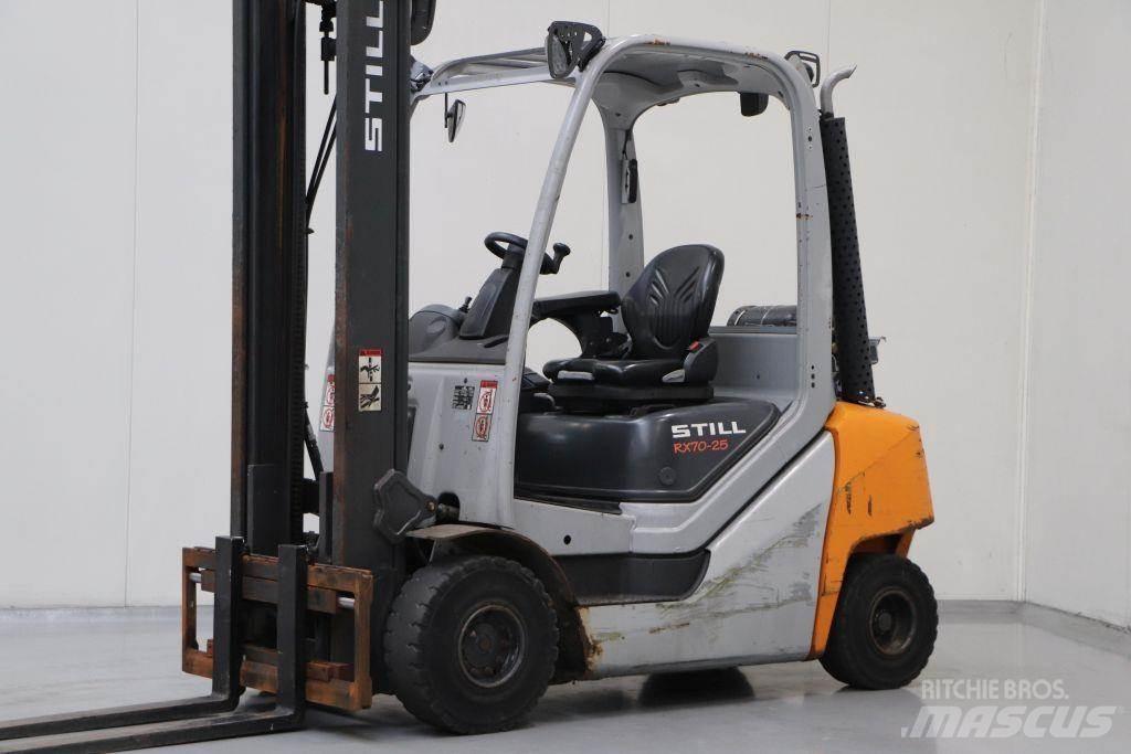 Still RX70-25T Empilhadores a gás