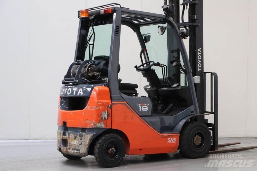 Toyota 02-8FGF18 Empilhadores a gás