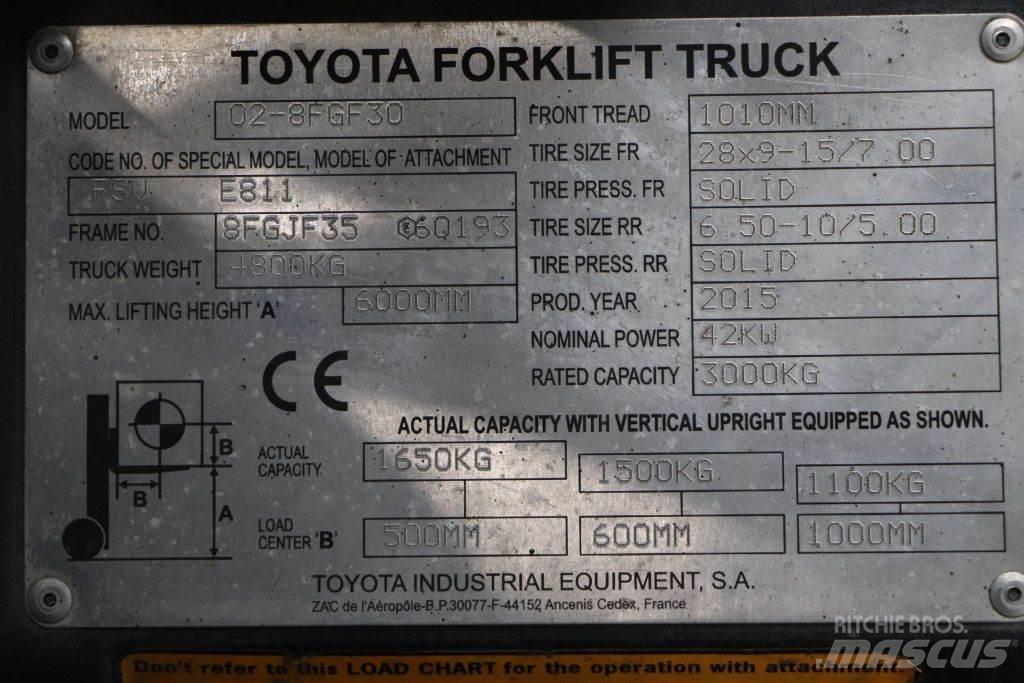 Toyota 02-8FGF30 Empilhadores a gás