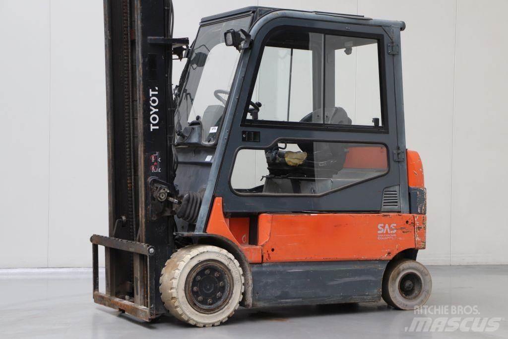 Toyota 7FBMF30 Empilhadores eléctricos