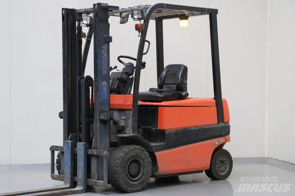 Toyota FBMF25 Empilhadores eléctricos
