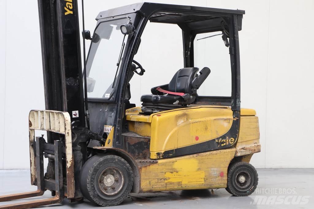Yale ERP35VL Empilhadores eléctricos