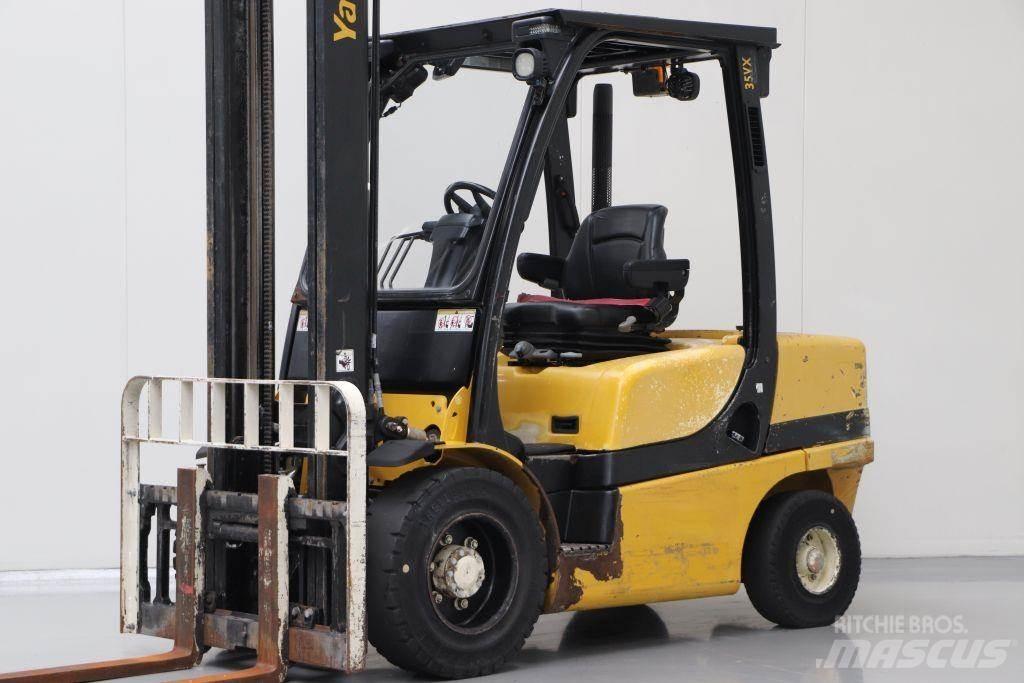 Yale GDP35VX Empilhadores Diesel