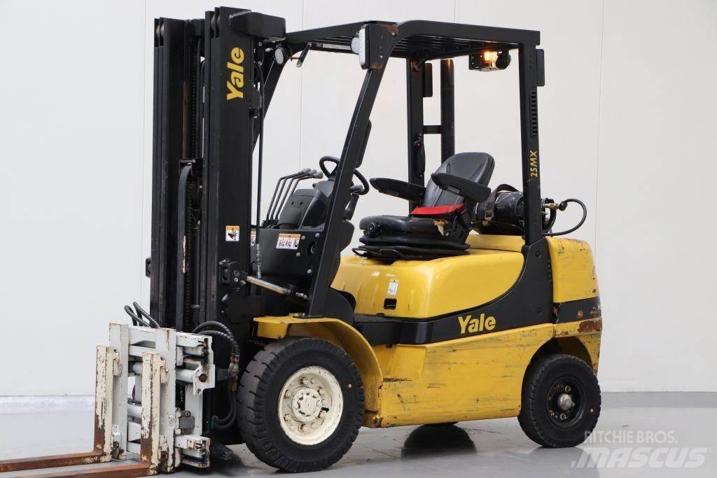 Yale GLP25MX Empilhadores a gás