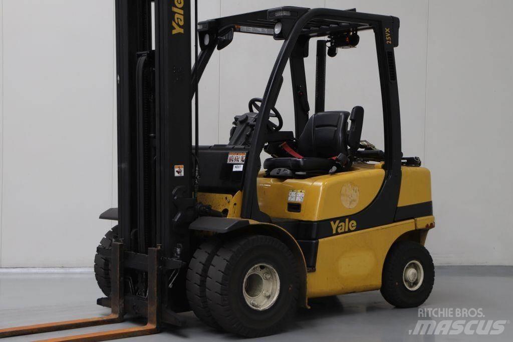 Yale GLP25VX Empilhadores a gás